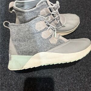 Sorel Gray Waterproof Winter Boots
